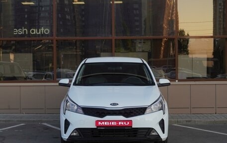 KIA Rio IV, 2020 год, 1 729 000 рублей, 3 фотография