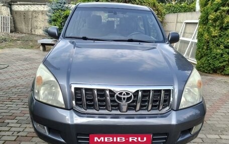 Toyota Land Cruiser Prado 120 рестайлинг, 2003 год, 2 000 000 рублей, 2 фотография