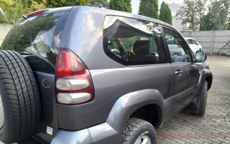 Toyota Land Cruiser Prado 120 рестайлинг, 2003 год, 2 000 000 рублей, 16 фотография