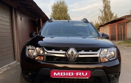 Renault Duster I рестайлинг, 2015 год, 935 000 рублей, 2 фотография