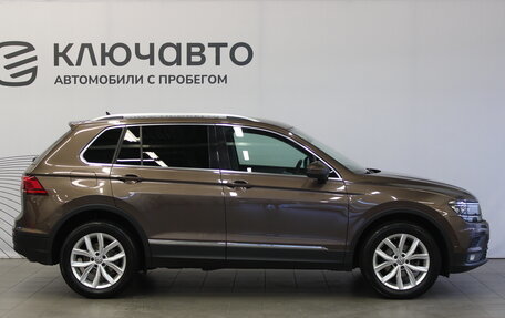 Volkswagen Tiguan II, 2019 год, 2 648 000 рублей, 4 фотография