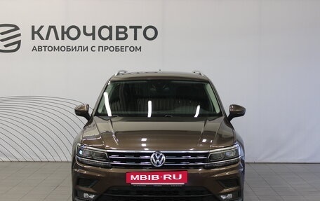 Volkswagen Tiguan II, 2019 год, 2 648 000 рублей, 2 фотография