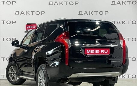 Mitsubishi Pajero Sport III рестайлинг, 2017 год, 2 675 000 рублей, 6 фотография