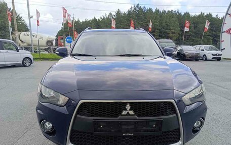 Mitsubishi Outlander III рестайлинг 3, 2011 год, 1 374 995 рублей, 2 фотография