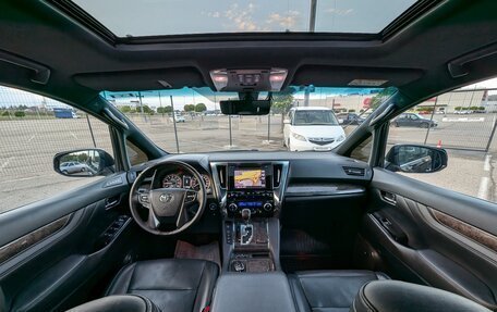 Toyota Alphard III, 2018 год, 6 150 000 рублей, 35 фотография