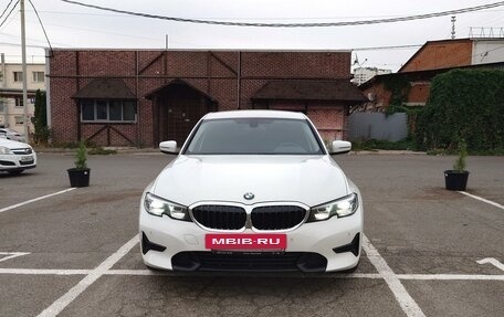 BMW 3 серия, 2019 год, 3 535 000 рублей, 2 фотография