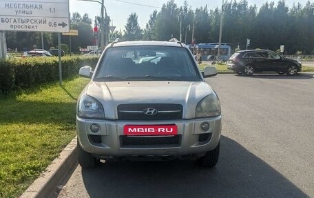 Hyundai Tucson III, 2007 год, 800 000 рублей, 2 фотография