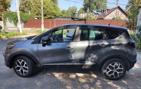 Renault Kaptur I рестайлинг, 2017 год, 1 850 000 рублей, 4 фотография