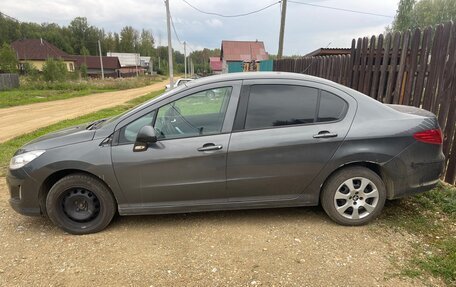 Peugeot 408 I рестайлинг, 2013 год, 400 000 рублей, 3 фотография