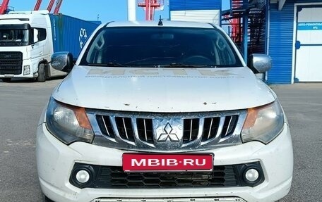 Mitsubishi L200 IV рестайлинг, 2016 год, 1 400 000 рублей, 1 фотография