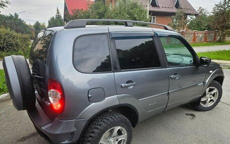 Chevrolet Niva I рестайлинг, 2011 год, 535 000 рублей, 6 фотография