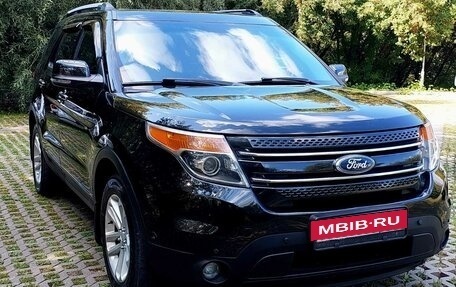 Ford Explorer VI, 2013 год, 2 070 000 рублей, 2 фотография