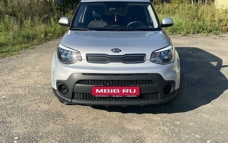 KIA Soul II рестайлинг, 2018 год, 1 600 000 рублей, 2 фотография