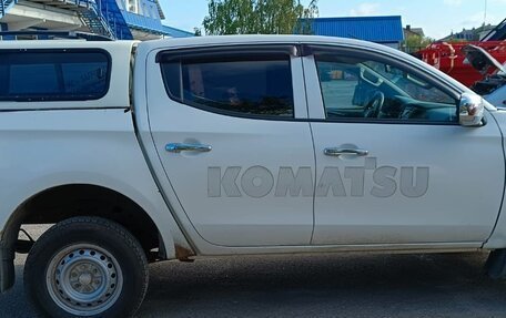 Mitsubishi L200 IV рестайлинг, 2016 год, 1 400 000 рублей, 9 фотография