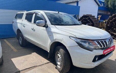 Mitsubishi L200 IV рестайлинг, 2016 год, 1 400 000 рублей, 3 фотография