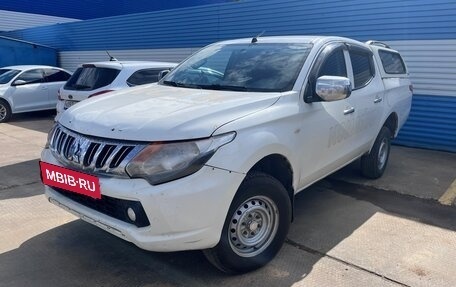 Mitsubishi L200 IV рестайлинг, 2016 год, 1 400 000 рублей, 2 фотография