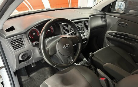 KIA Rio II, 2011 год, 790 000 рублей, 22 фотография