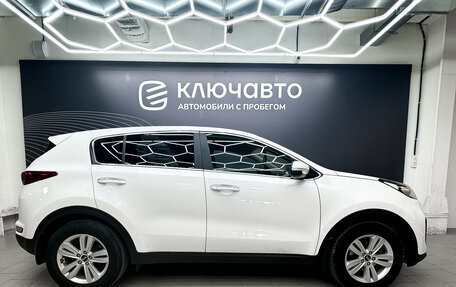 KIA Sportage IV рестайлинг, 2018 год, 2 149 000 рублей, 4 фотография