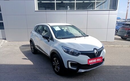 Renault Kaptur I рестайлинг, 2019 год, 1 499 000 рублей, 3 фотография