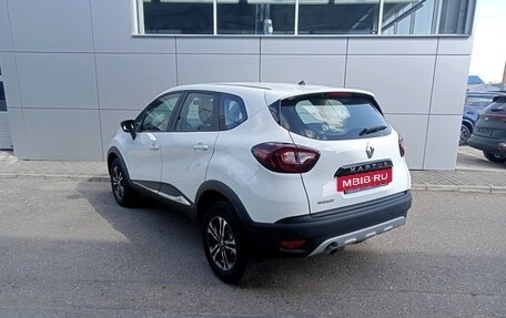 Renault Kaptur I рестайлинг, 2019 год, 1 499 000 рублей, 6 фотография