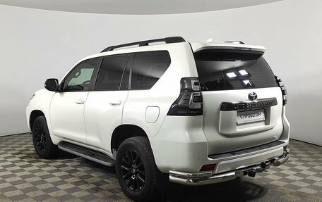 Toyota Land Cruiser Prado 150 рестайлинг 2, 2021 год, 7 100 000 рублей, 7 фотография