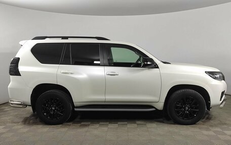 Toyota Land Cruiser Prado 150 рестайлинг 2, 2021 год, 7 100 000 рублей, 4 фотография