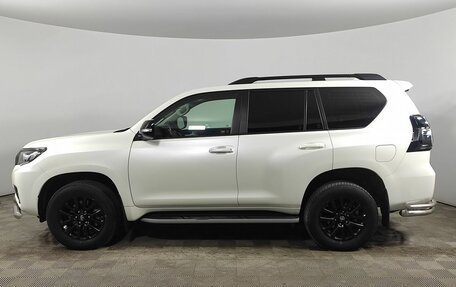 Toyota Land Cruiser Prado 150 рестайлинг 2, 2021 год, 7 100 000 рублей, 8 фотография