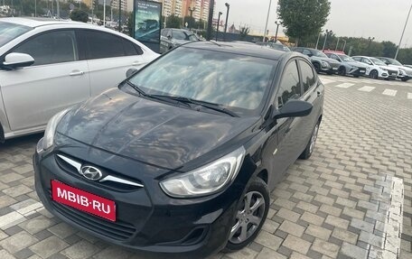 Hyundai Solaris II рестайлинг, 2013 год, 858 000 рублей, 1 фотография