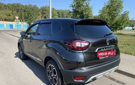 Renault Kaptur I рестайлинг, 2021 год, 1 990 000 рублей, 3 фотография