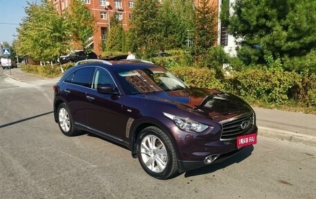 Infiniti FX II, 2012 год, 1 985 000 рублей, 1 фотография