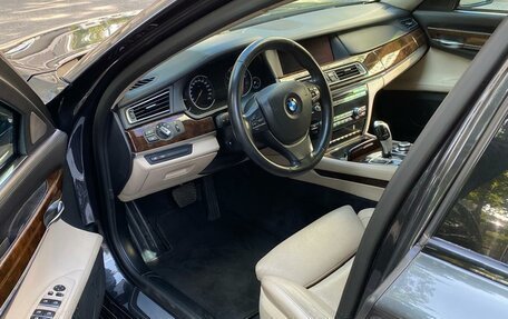 BMW 7 серия, 2010 год, 4 200 000 рублей, 10 фотография