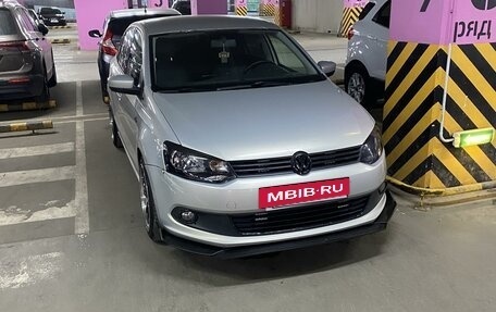 Volkswagen Polo VI (EU Market), 2013 год, 900 000 рублей, 7 фотография