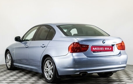 BMW 3 серия, 2011 год, 1 247 000 рублей, 7 фотография