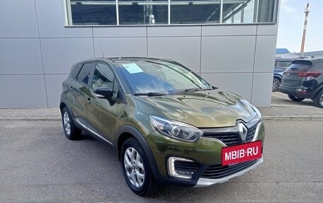 Renault Kaptur I рестайлинг, 2017 год, 1 625 000 рублей, 3 фотография