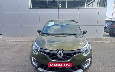 Renault Kaptur I рестайлинг, 2017 год, 1 625 000 рублей, 2 фотография