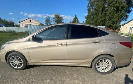 Hyundai Solaris II рестайлинг, 2012 год, 695 000 рублей, 9 фотография