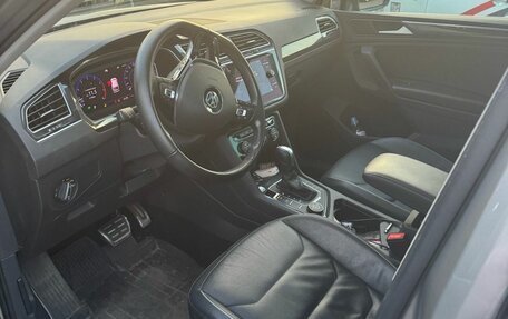 Volkswagen Tiguan II, 2019 год, 3 547 000 рублей, 5 фотография