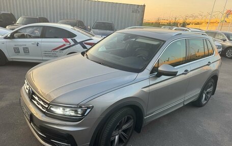 Volkswagen Tiguan II, 2019 год, 3 547 000 рублей, 3 фотография