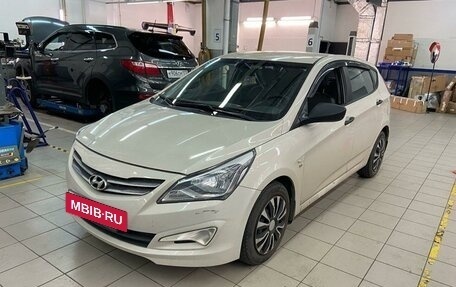 Hyundai Solaris II рестайлинг, 2014 год, 1 097 000 рублей, 9 фотография