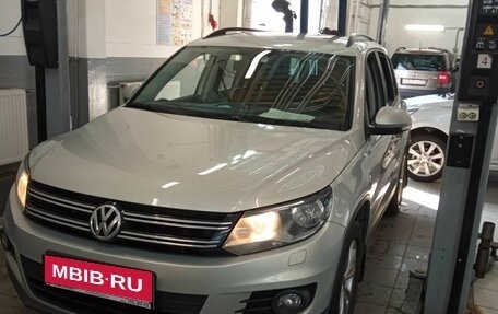 Volkswagen Tiguan I, 2015 год, 1 667 570 рублей, 1 фотография