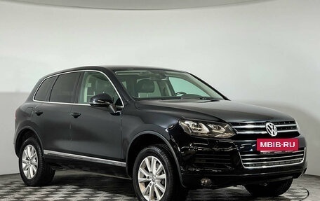 Volkswagen Touareg III, 2011 год, 2 597 000 рублей, 3 фотография