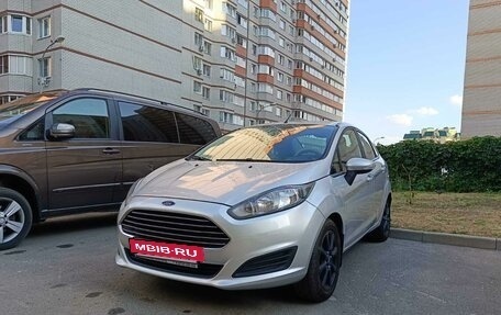 Ford Fiesta, 2015 год, 980 000 рублей, 17 фотография