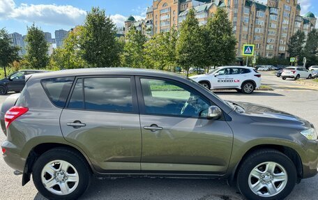 Toyota RAV4, 2011 год, 1 900 000 рублей, 3 фотография