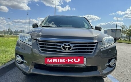 Toyota RAV4, 2011 год, 1 900 000 рублей, 4 фотография