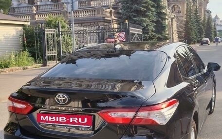 Toyota Camry, 2020 год, 2 700 000 рублей, 8 фотография