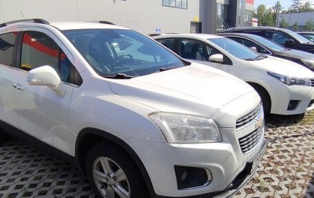 Chevrolet Tracker III, 2015 год, 900 000 рублей, 3 фотография