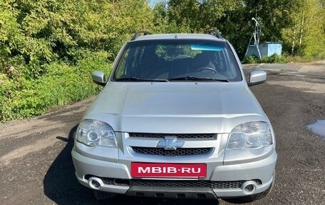 Chevrolet Niva I рестайлинг, 2012 год, 660 000 рублей, 4 фотография