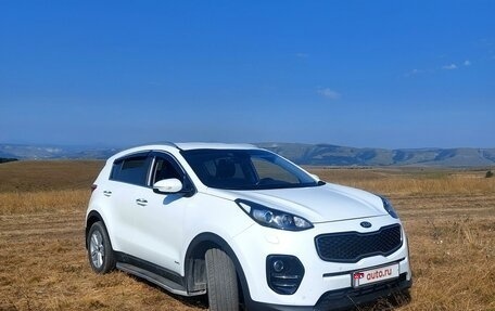 KIA Sportage IV рестайлинг, 2016 год, 2 300 000 рублей, 2 фотография