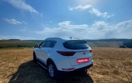 KIA Sportage IV рестайлинг, 2016 год, 2 300 000 рублей, 9 фотография