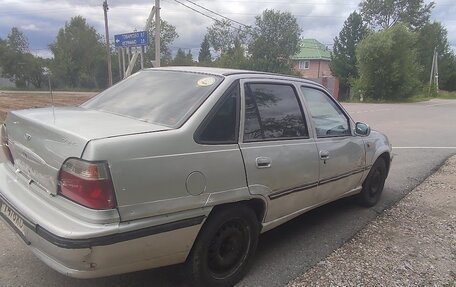 Daewoo Nexia I рестайлинг, 2004 год, 65 000 рублей, 3 фотография